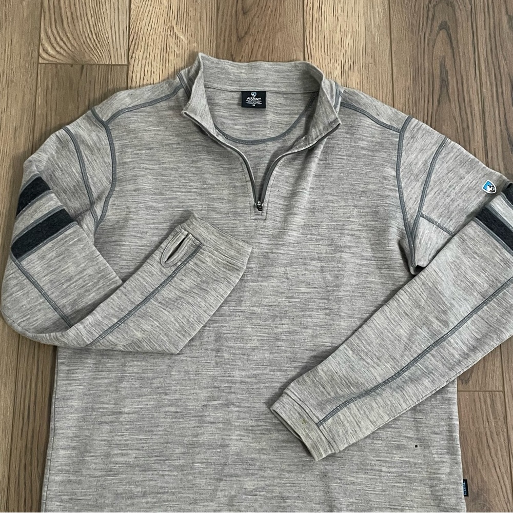 Kuhl Long Sleeve Quarter‎ Zip Gray Shirt